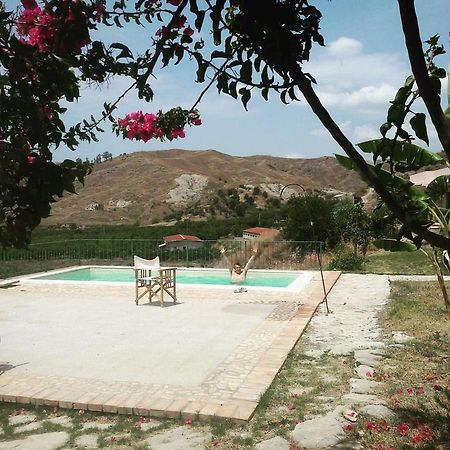 Villa Rio Rosa Bova Marina Exterior foto